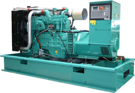 老城镇180kw康明斯柴油发电机组